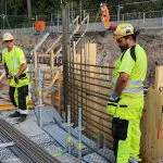 Minnested i Hole, Utøykaia bilde