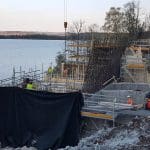 Minnested i Hole, Utøykaia bilde